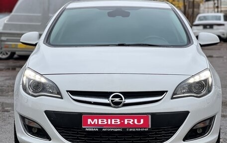 Opel Astra J, 2015 год, 870 000 рублей, 1 фотография