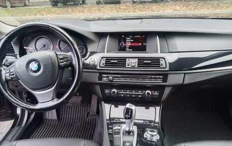 BMW 5 серия, 2015 год, 1 750 000 рублей, 2 фотография