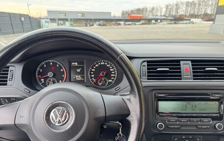 Volkswagen Jetta VI, 2014 год, 1 050 000 рублей, 5 фотография