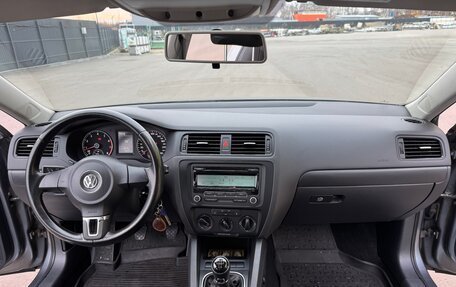 Volkswagen Jetta VI, 2014 год, 1 050 000 рублей, 4 фотография