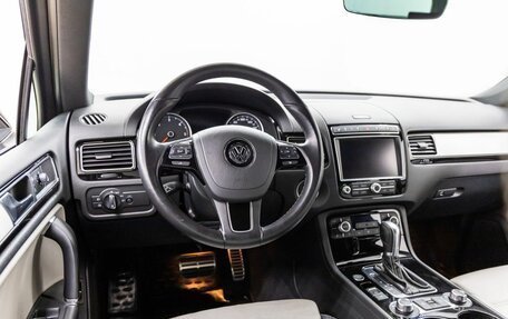 Volkswagen Touareg III, 2017 год, 3 658 000 рублей, 14 фотография