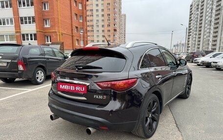 Infiniti FX II, 2008 год, 1 600 000 рублей, 9 фотография