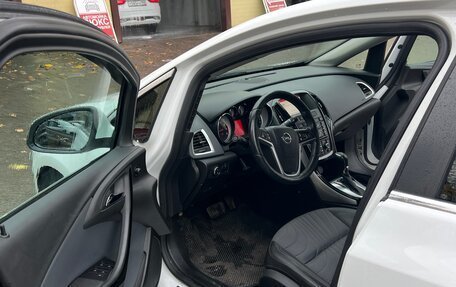 Opel Astra J, 2015 год, 870 000 рублей, 17 фотография