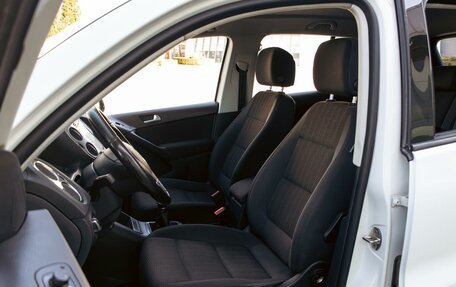 Volkswagen Tiguan I, 2012 год, 995 000 рублей, 11 фотография