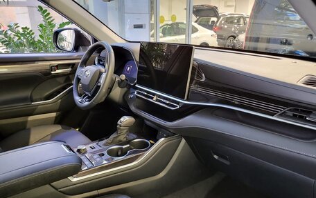 Toyota Highlander, 2025 год, 6 120 000 рублей, 11 фотография