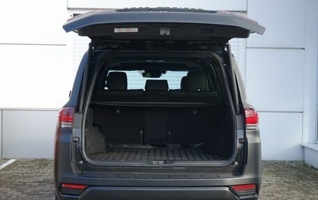 Toyota Land Cruiser, 2024 год, 13 900 000 рублей, 25 фотография