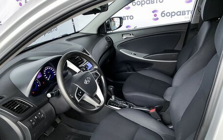 Hyundai Solaris II рестайлинг, 2013 год, 1 050 000 рублей, 12 фотография