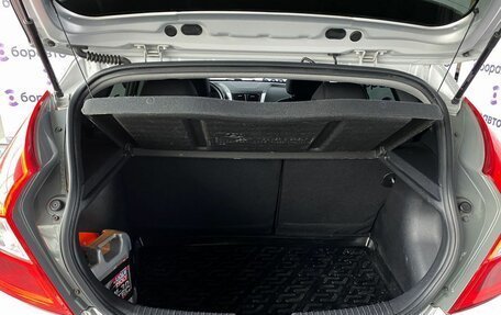 Hyundai Solaris II рестайлинг, 2013 год, 1 050 000 рублей, 19 фотография