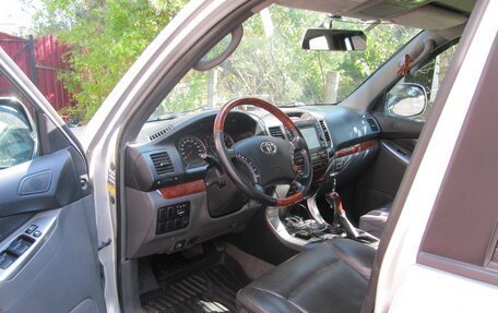 Toyota Land Cruiser Prado 120 рестайлинг, 2008 год, 2 200 000 рублей, 4 фотография