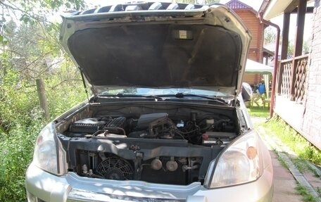 Toyota Land Cruiser Prado 120 рестайлинг, 2008 год, 2 200 000 рублей, 6 фотография