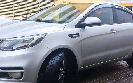 KIA Rio III рестайлинг, 2017 год, 990 000 рублей, 2 фотография