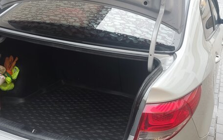 KIA Rio III рестайлинг, 2017 год, 990 000 рублей, 11 фотография