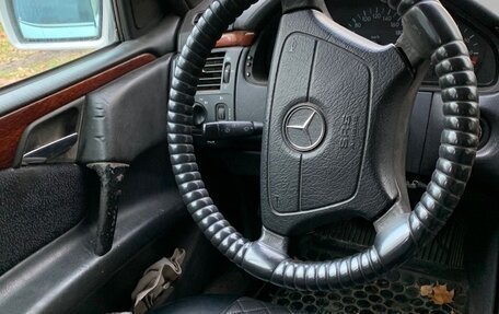 Mercedes-Benz E-Класс, 1996 год, 273 000 рублей, 7 фотография