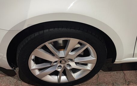 Skoda Octavia, 2017 год, 1 700 000 рублей, 8 фотография