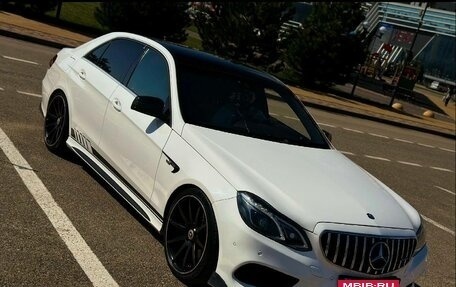 Mercedes-Benz E-Класс, 2013 год, 1 950 000 рублей, 5 фотография