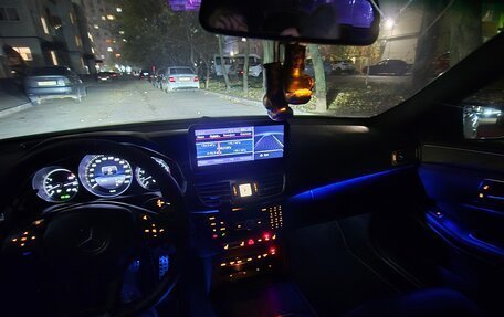 Mercedes-Benz E-Класс, 2013 год, 1 950 000 рублей, 39 фотография