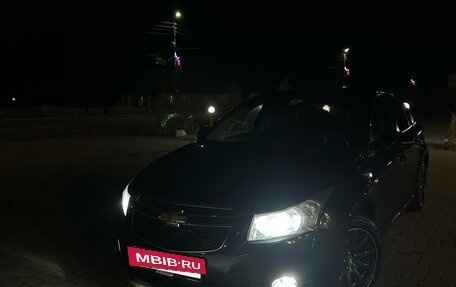 Chevrolet Cruze II, 2010 год, 650 000 рублей, 6 фотография