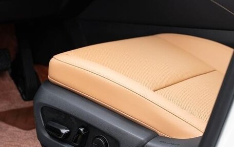 Lexus RX IV рестайлинг, 2025 год, 6 150 000 рублей, 20 фотография