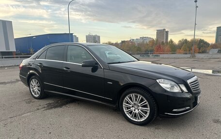 Mercedes-Benz E-Класс, 2010 год, 1 400 000 рублей, 2 фотография