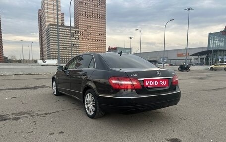 Mercedes-Benz E-Класс, 2010 год, 1 400 000 рублей, 4 фотография