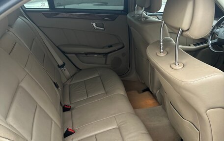 Mercedes-Benz E-Класс, 2010 год, 1 400 000 рублей, 13 фотография