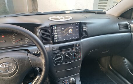 Toyota Corolla, 2003 год, 675 000 рублей, 8 фотография