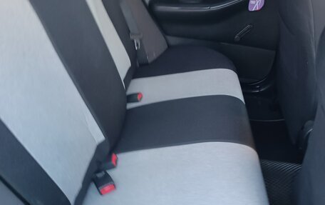 Toyota Corolla, 2003 год, 675 000 рублей, 13 фотография