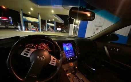 Infiniti FX I, 2003 год, 900 000 рублей, 5 фотография