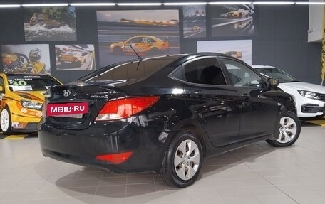 Hyundai Solaris II рестайлинг, 2015 год, 550 000 рублей, 4 фотография