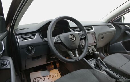 Skoda Octavia, 2019 год, 1 799 000 рублей, 5 фотография