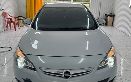 Opel Astra J, 2012 год, 790 000 рублей, 1 фотография