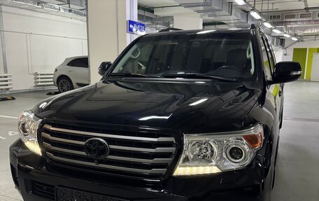 Toyota Land Cruiser 200, 2014 год, 4 900 000 рублей, 4 фотография