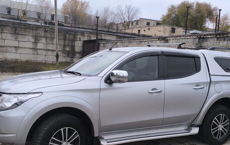 Mitsubishi L200 IV рестайлинг, 2018 год, 2 550 000 рублей, 2 фотография