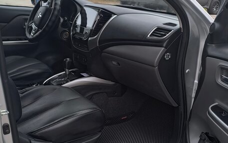 Mitsubishi L200 IV рестайлинг, 2018 год, 2 550 000 рублей, 9 фотография