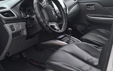 Mitsubishi L200 IV рестайлинг, 2018 год, 2 550 000 рублей, 10 фотография