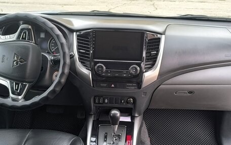 Mitsubishi L200 IV рестайлинг, 2018 год, 2 550 000 рублей, 7 фотография