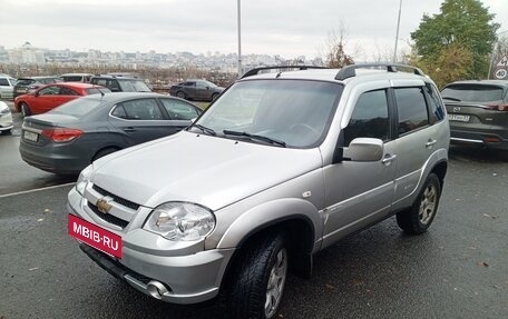 Chevrolet Niva I рестайлинг, 2011 год, 399 000 рублей, 2 фотография