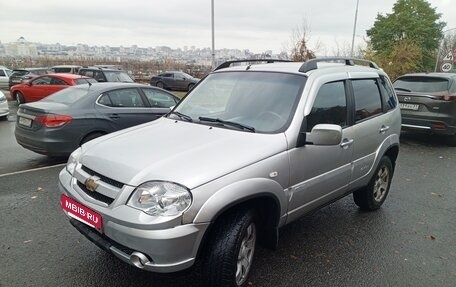 Chevrolet Niva I рестайлинг, 2011 год, 399 000 рублей, 3 фотография