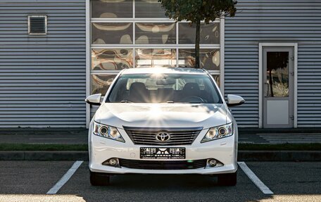 Toyota Camry, 2012 год, 1 595 000 рублей, 2 фотография