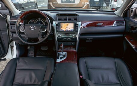 Toyota Camry, 2012 год, 1 595 000 рублей, 17 фотография