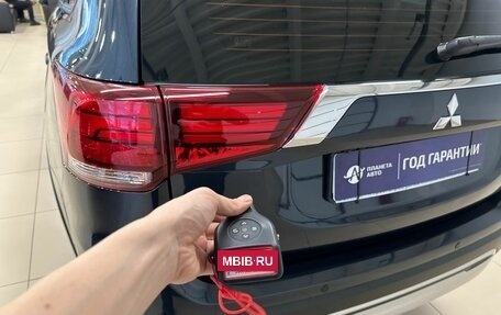 Mitsubishi Outlander III рестайлинг 3, 2020 год, 2 799 999 рублей, 24 фотография