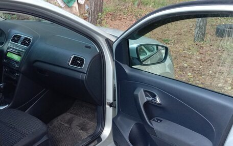 Volkswagen Polo VI (EU Market), 2012 год, 900 000 рублей, 6 фотография