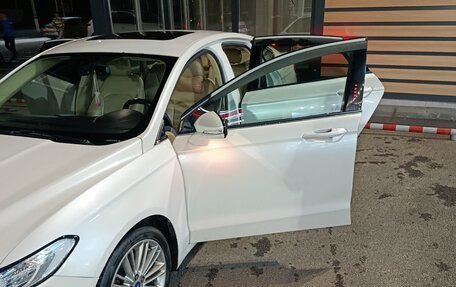 Ford Fusion (North America) II, 2014 год, 1 350 000 рублей, 2 фотография