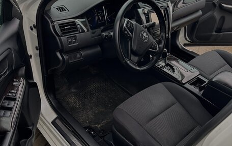 Toyota Camry, 2015 год, 1 630 000 рублей, 2 фотография