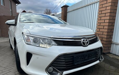 Toyota Camry, 2015 год, 1 630 000 рублей, 6 фотография