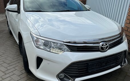 Toyota Camry, 2015 год, 1 630 000 рублей, 7 фотография