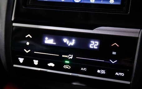 Honda Fit III, 2015 год, 800 000 рублей, 13 фотография