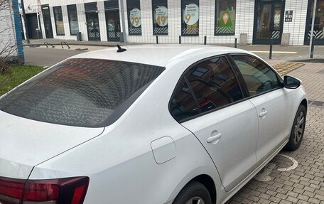 Volkswagen Jetta VI, 2016 год, 1 799 000 рублей, 4 фотография