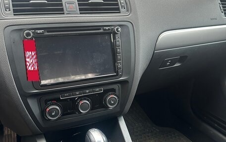 Volkswagen Jetta VI, 2016 год, 1 799 000 рублей, 8 фотография