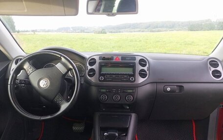 Volkswagen Tiguan I, 2009 год, 815 000 рублей, 18 фотография